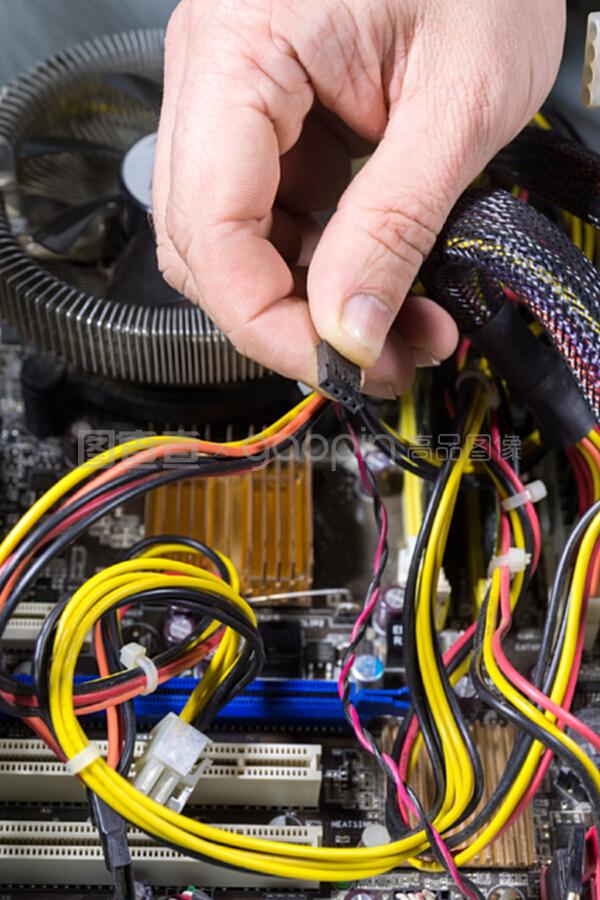 專業計算機維修與維護 您的數字生活守護者